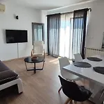 Gabrijel شقة *